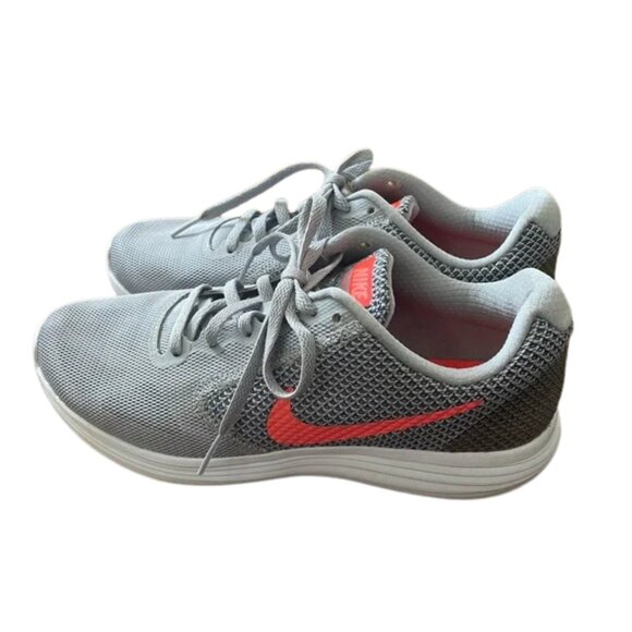 Nike Revolution 3 Running Sneakers Grey Women’s Size 7.5 - Picture 2 of 7